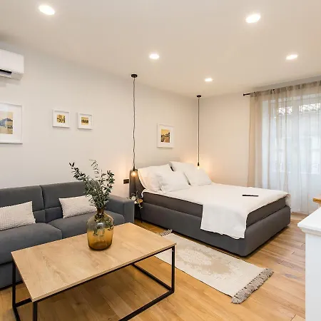 Newpremium Suite Sinjorina, Historical City Centre Porec Exterior photo