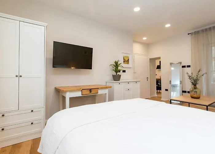 Newpremium Suite Sinjorina, Historical City Centre