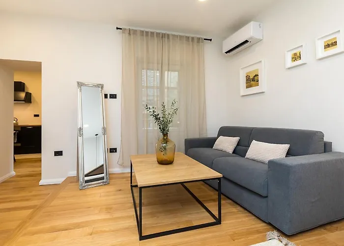Newpremium Suite Sinjorina, Historical City Centre