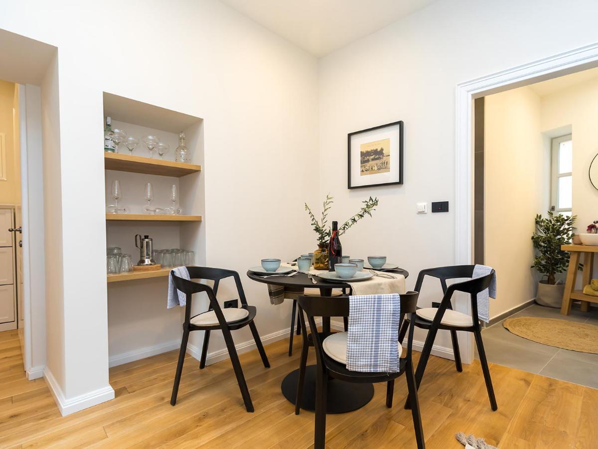 Newpremium Sinjorina, Historical Centre Apartment *